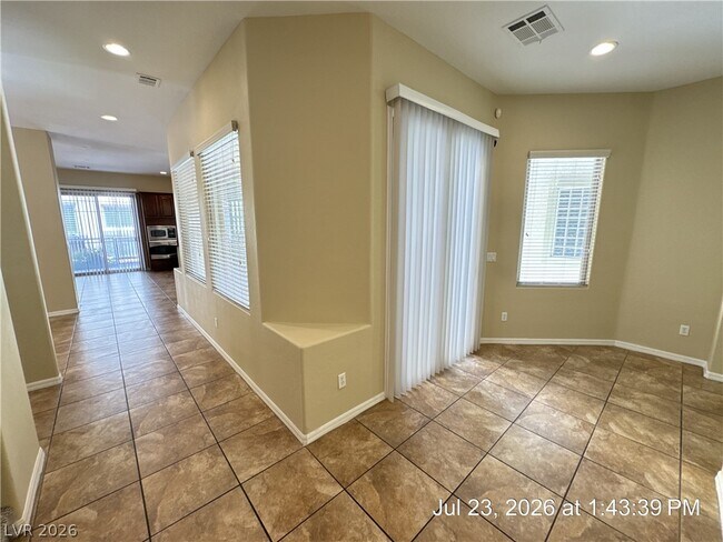 Building Photo - 9204 Tudor Park Pl