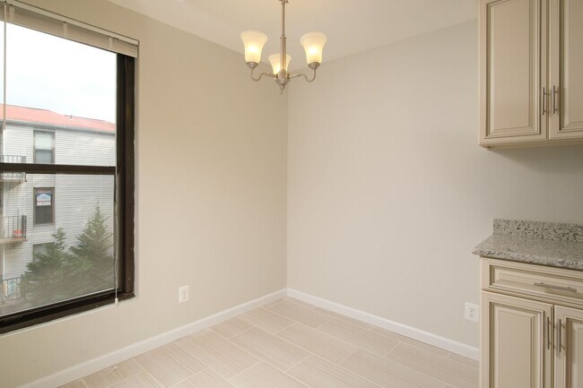 Building Photo - 138 Duvall Ln