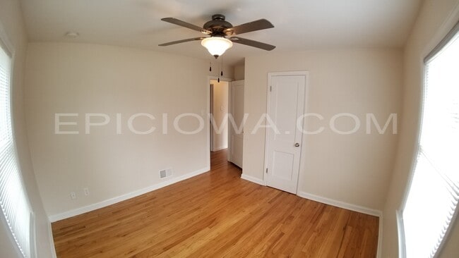 Building Photo - 1904 Williams Blvd SW