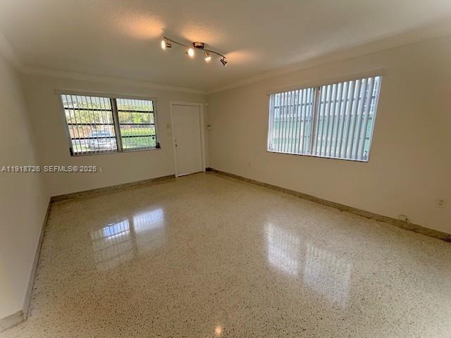 Building Photo - 3652 SW 22nd Terrace