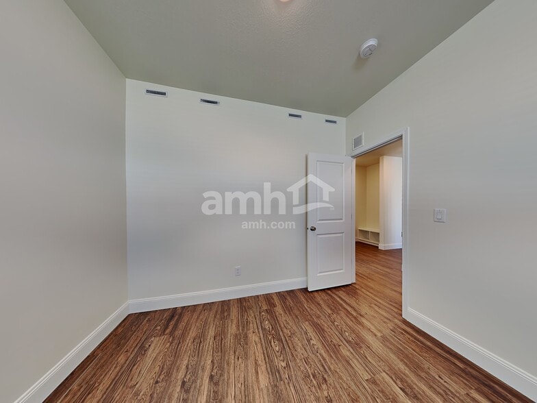 Building Photo - 2626 W 3290 S