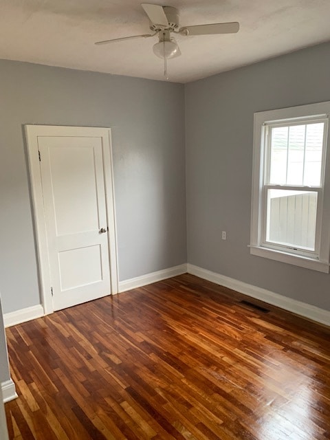 Building Photo - 6460 Farmdale Rd