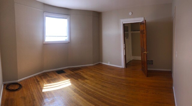 Building Photo - 1098 Elmwood Ave