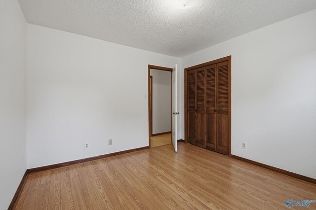 Building Photo - 9010 Cannstatt Dr SE