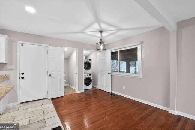 Building Photo - 1817 Goddard St SE