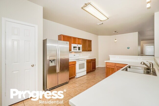 Building Photo - 930 Amber Knoll