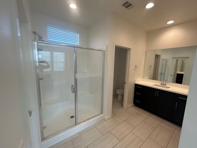 Building Photo - 4232 Powell Wy