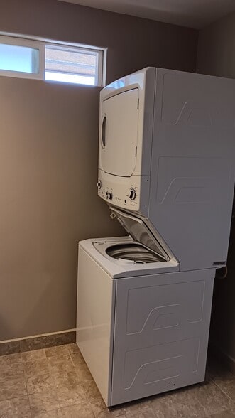 Building Photo - 4809 Birchbark Ln