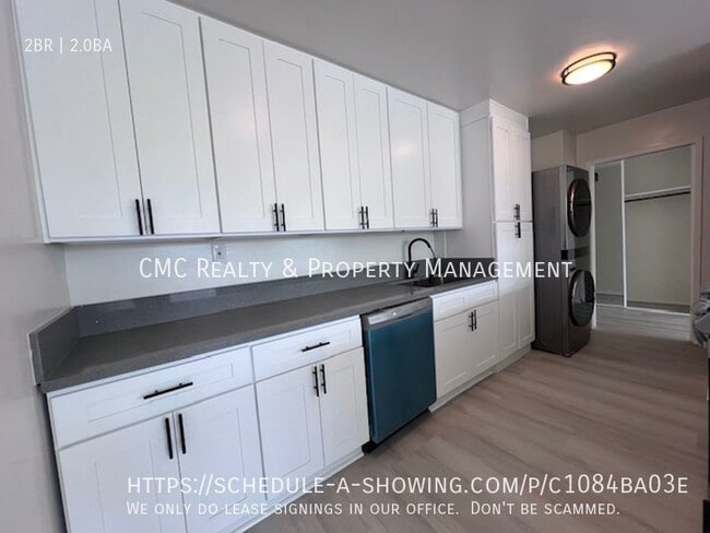 Building Photo - 5400 E The Toledo