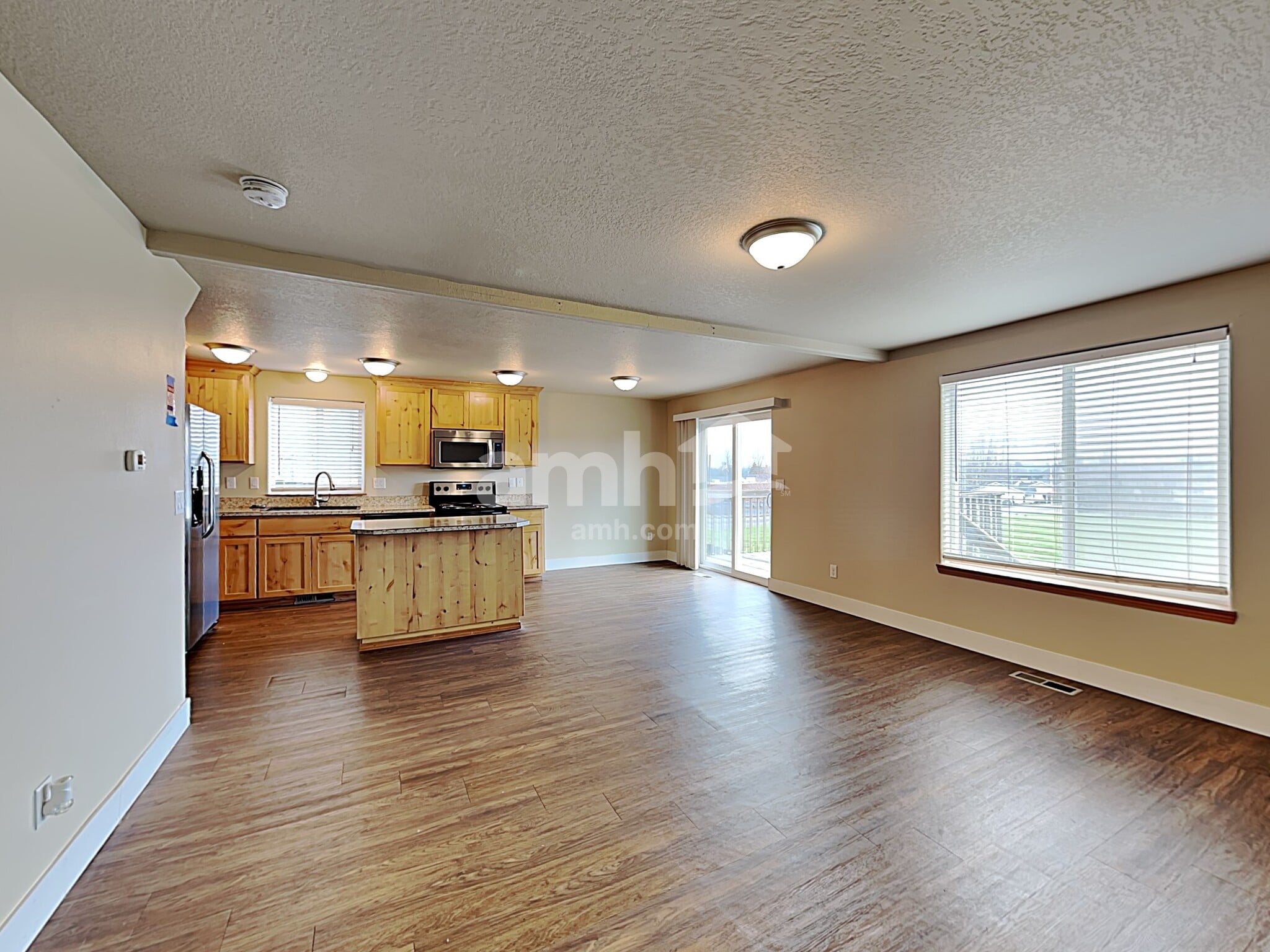 Building Photo - 2522 Char Cir NW