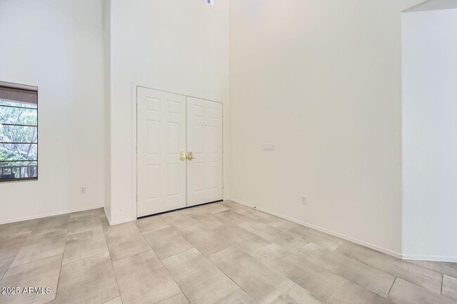 Building Photo - 10310 E Le Marche Dr