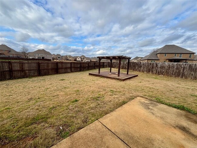 Building Photo - 283 Meadowview Ln