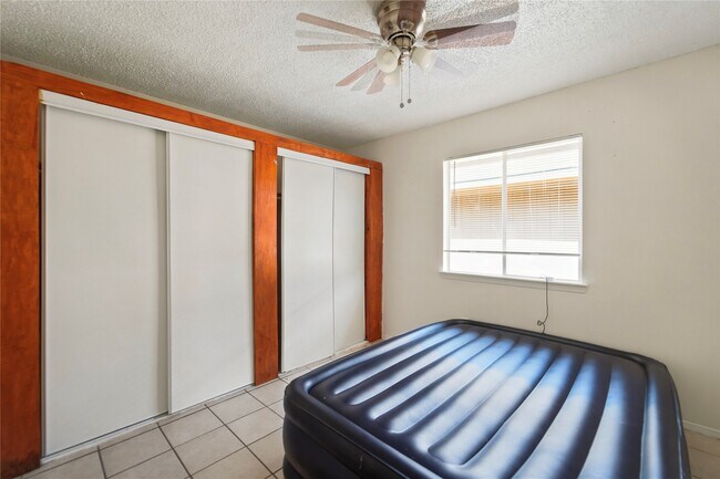 Building Photo - 13619 Tanvern Ln