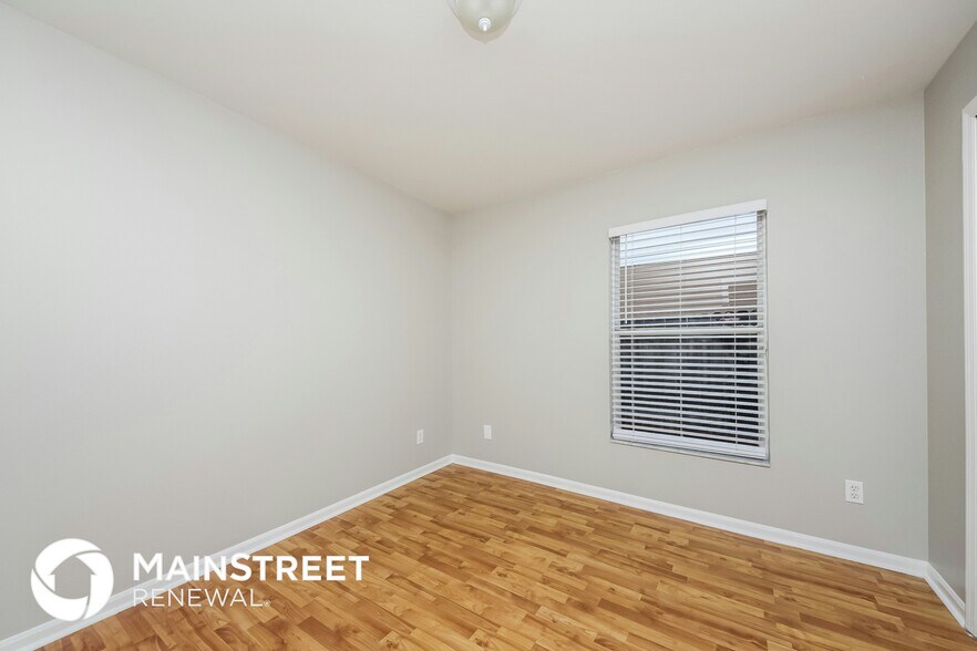 Building Photo - 2739 Woodruff Dr