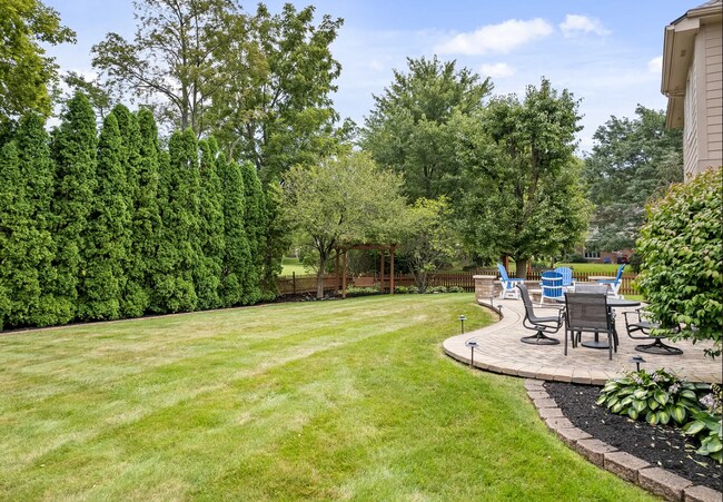 Building Photo - Beautiful Brick 4 Bed 3 Bath Home in Carmel Available Now!