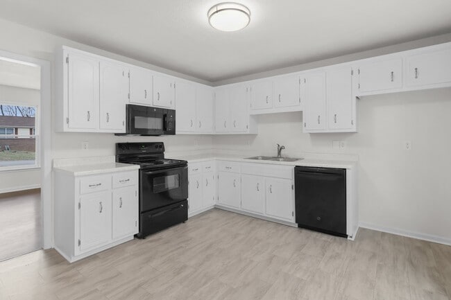 Building Photo - 512 Pointer Ln