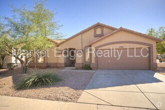 Building Photo - 4Bed/2Bath House at 48th St/Warner! JOIN T...