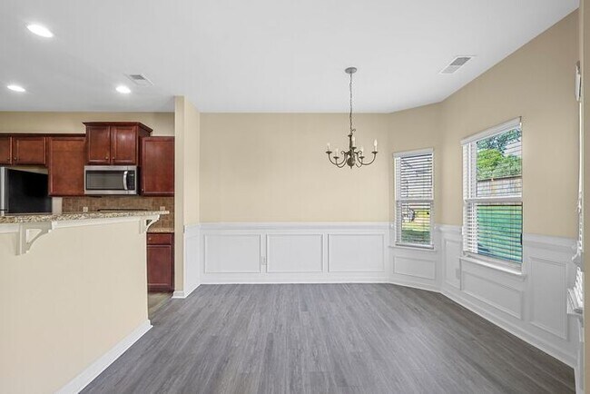 Building Photo - 2375 Morgan Farm Dr