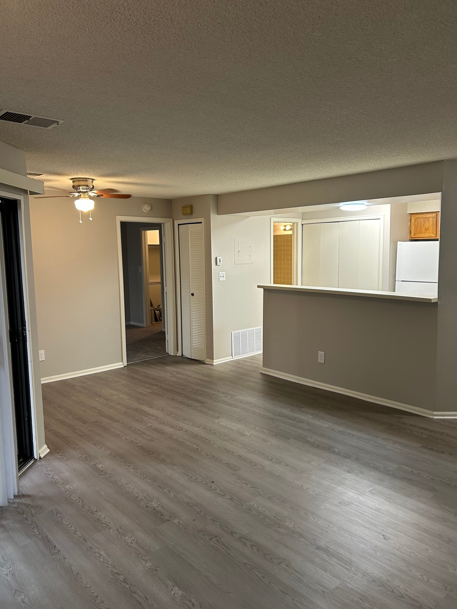 Building Photo - 3686 Iguana Dr