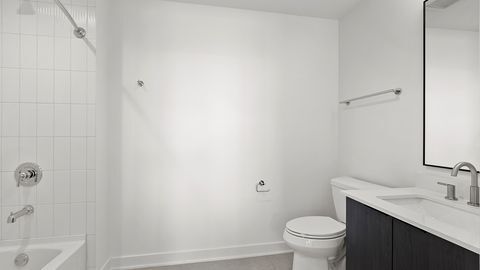 Building Photo - 1801 W Grand Ave