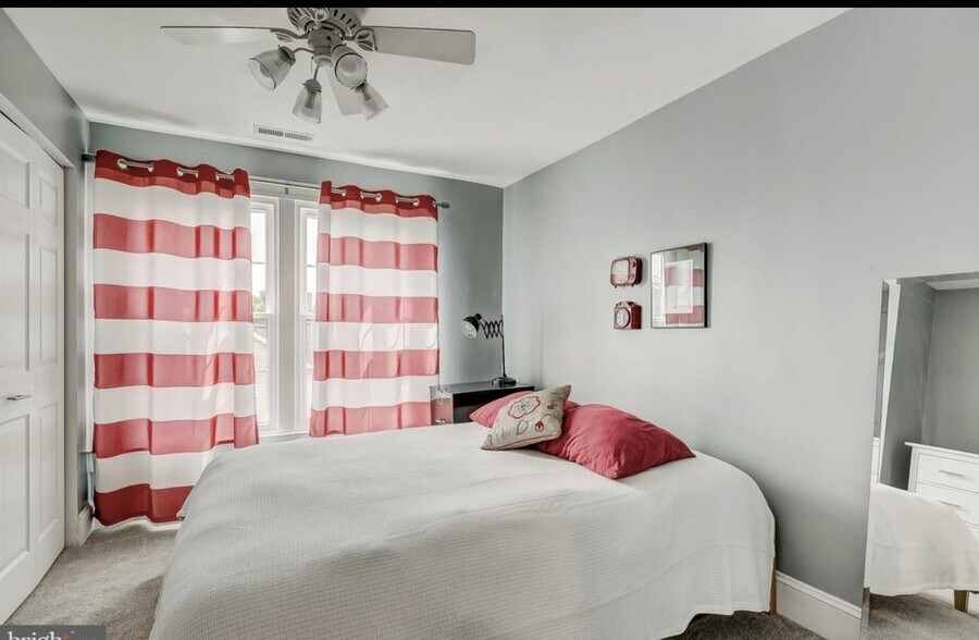 Building Photo - 430 E Pennsylvania Ave