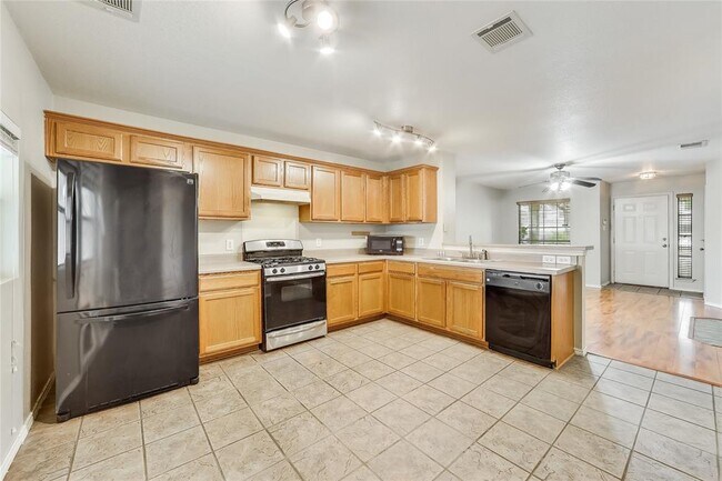 Building Photo - 14313 Lemongrass Ln