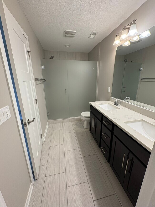 Building Photo - 16314 Springbrook Trl