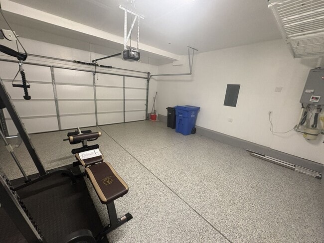 Building Photo - 8213 Ocho Wy