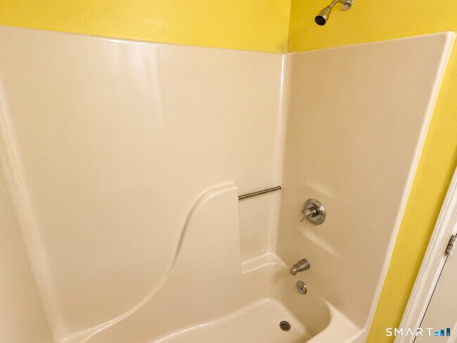 Building Photo - 143 Spyglass Ct