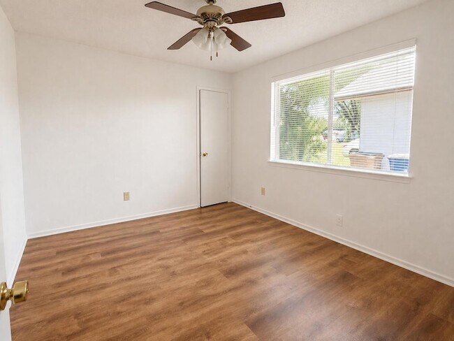 Building Photo - 4714 Lambs Ln