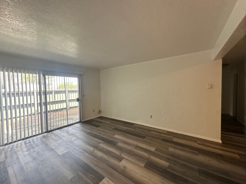Building Photo - 1333 N Camino Alto