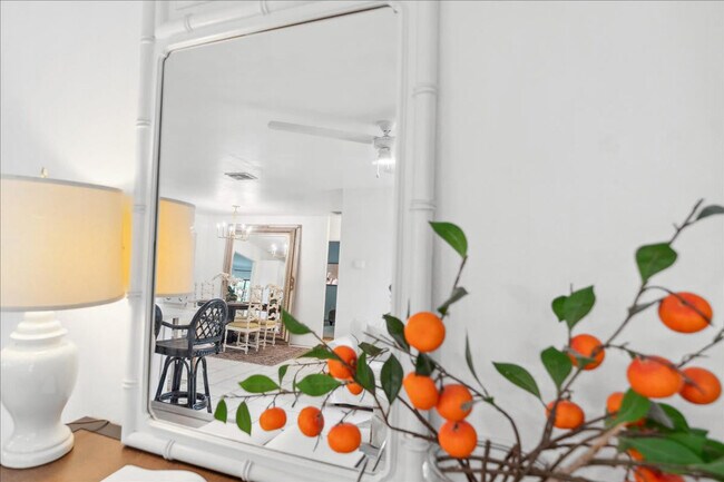 Building Photo - 171 Salmon Dr NE