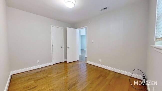 Building Photo - 1500 Nassau Blvd