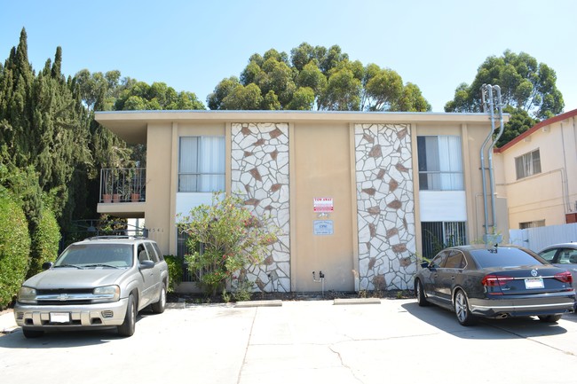 4541 Contour Blvd. - 4533-4535 Contour Blvd