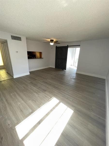 Building Photo - 3100 N Pine Island Rd