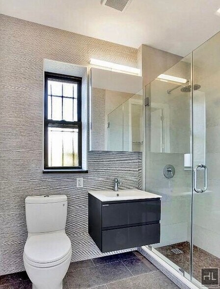 Building Photo - Stanton Street