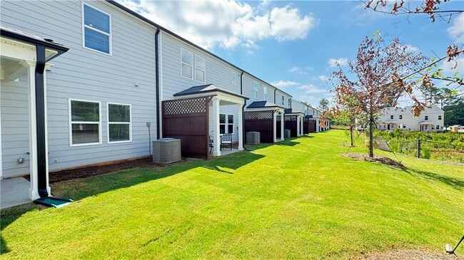 Building Photo - 694 Gabby Pt