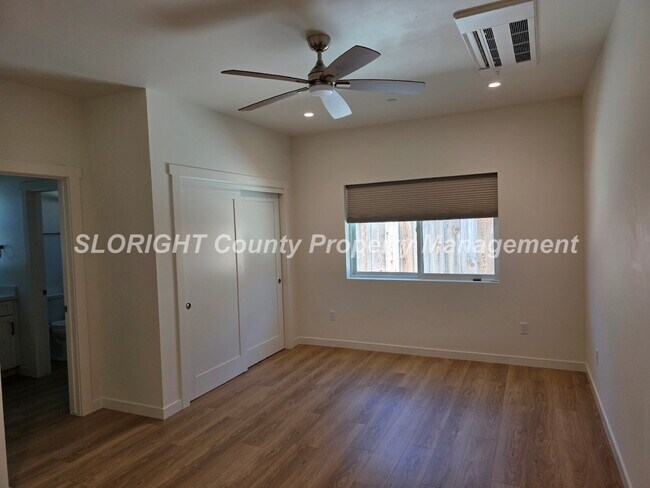 Building Photo - AVAILABLE NOW - 2 Bed, 2 Bath Downstairs Morro Bay Apartment