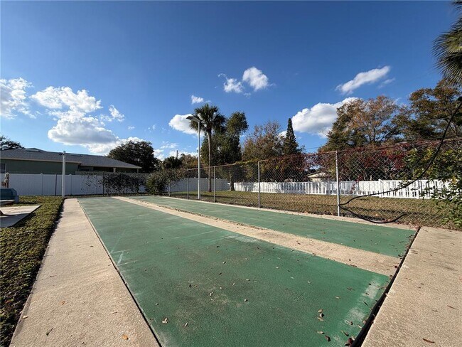 Building Photo - 10800 US Hwy 19 N