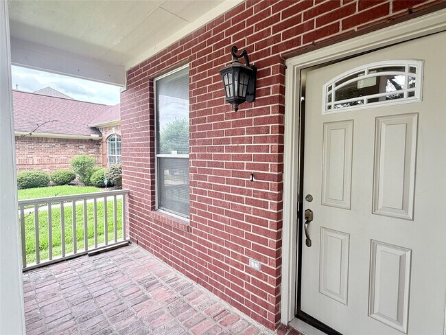 Building Photo - 6530 Signal Point Ln