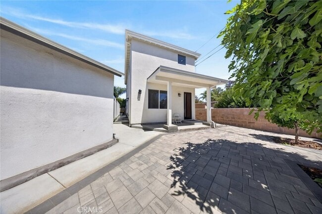 Building Photo - 14827 Dearborn St