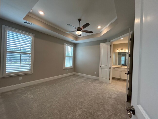 Building Photo - 411 Silverbell Ct
