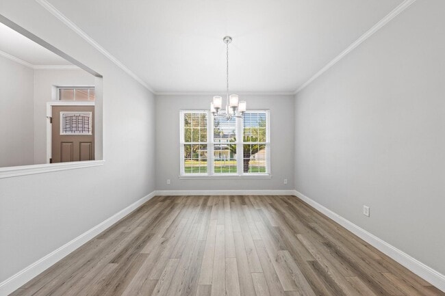Building Photo - 508 Garden Oaks Cove