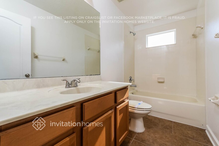 Building Photo - 2906 Park Meadow Dr
