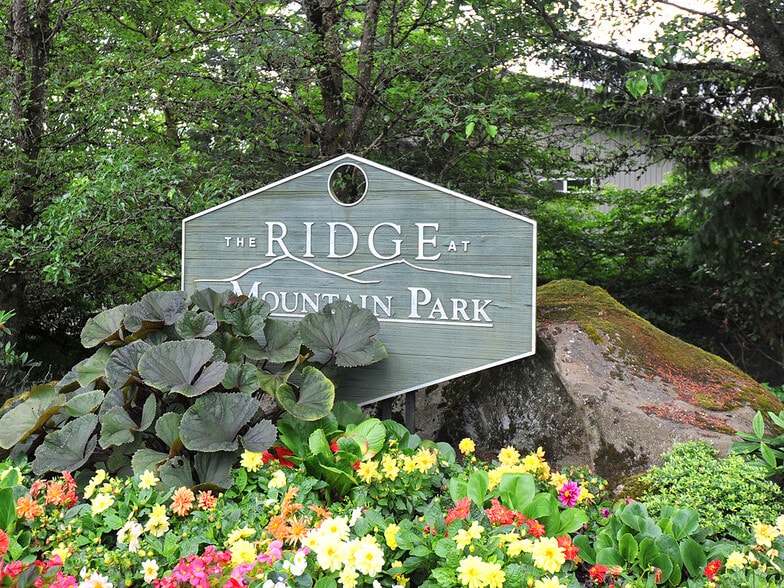 The Ridge at Mountain Park Apartments Lake Oswego, OR Apartment Finder