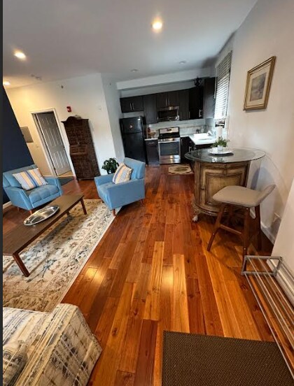 Building Photo - 39 Throop Ave