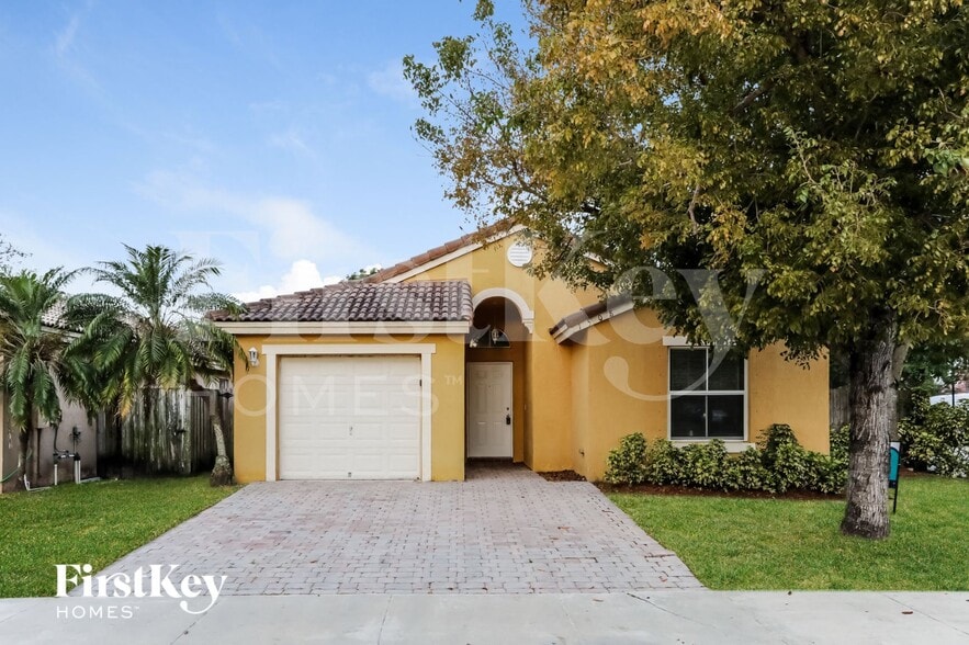 Primary Photo - 1508 SE 20th Pl