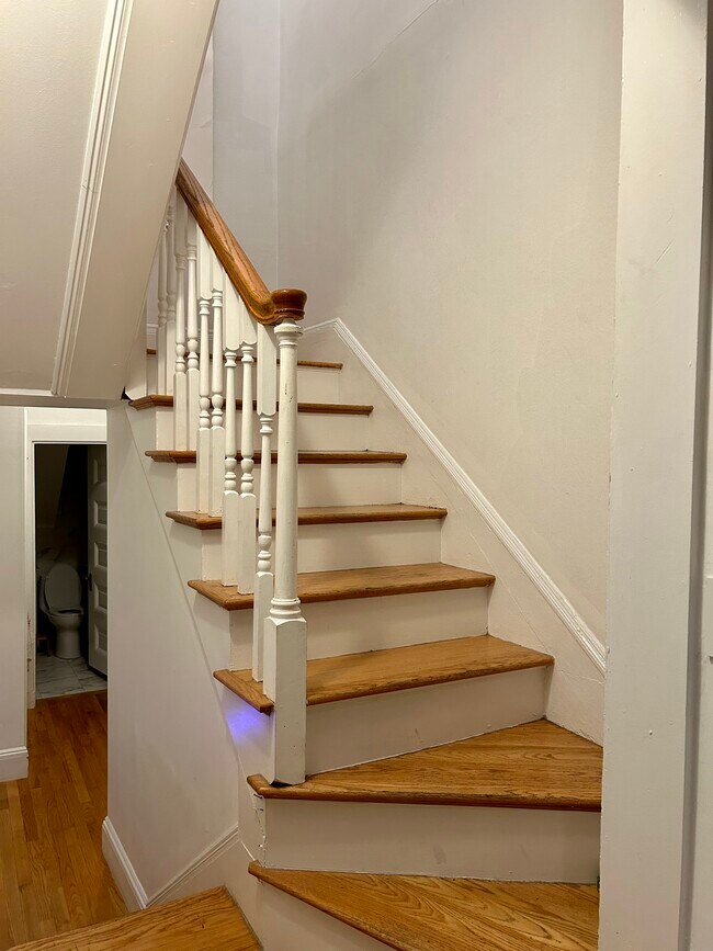 Building Photo - 373 Commonwealth Ave