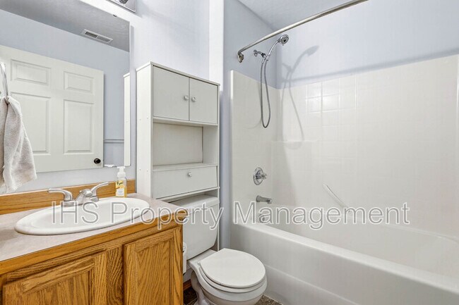 Building Photo - 8915 Durham Ct