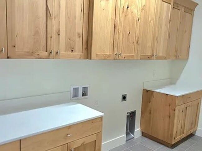 Building Photo - 3 Bedroom Home In 55+ Community!